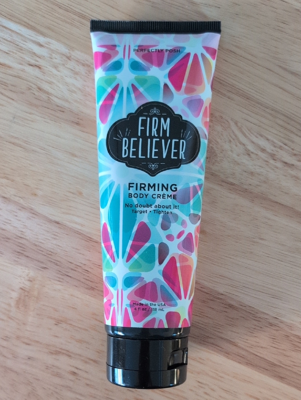 Firm Believer Firming Body Crème - Colorful Pattern